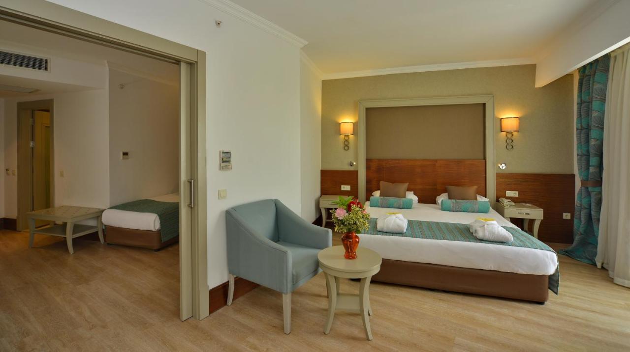 Side Crown Palace Ultra All Inclusive エクステリア 写真